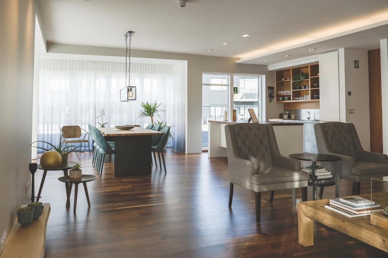 B2 Penthouses By Ylma Apartment